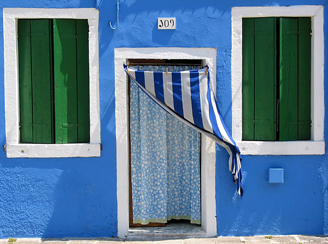 Blue House Details