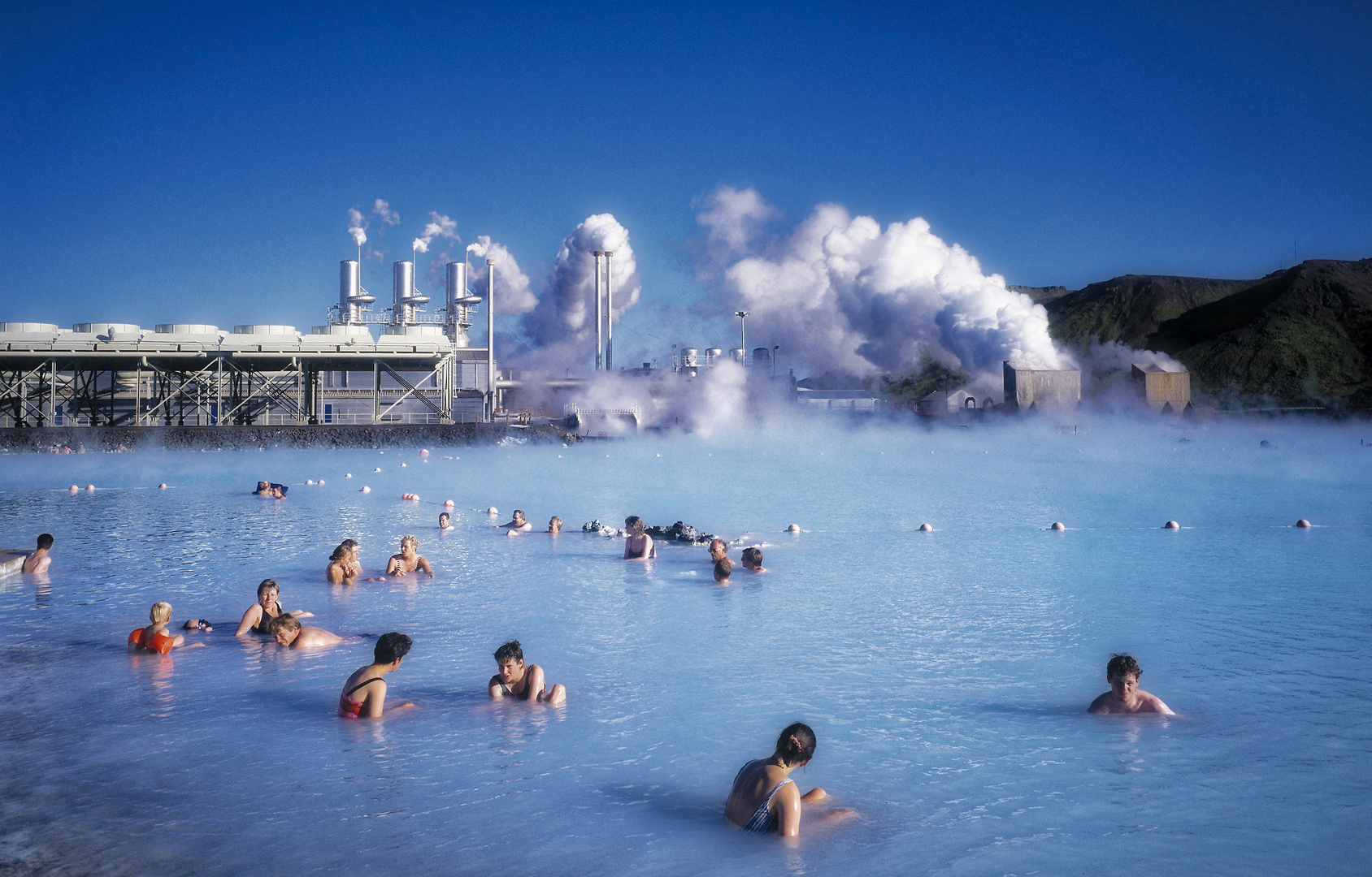 BLUE LAGOON - BADEVERGNÜGEN - EINMAL ANDERS