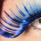 ... blue mascara ...