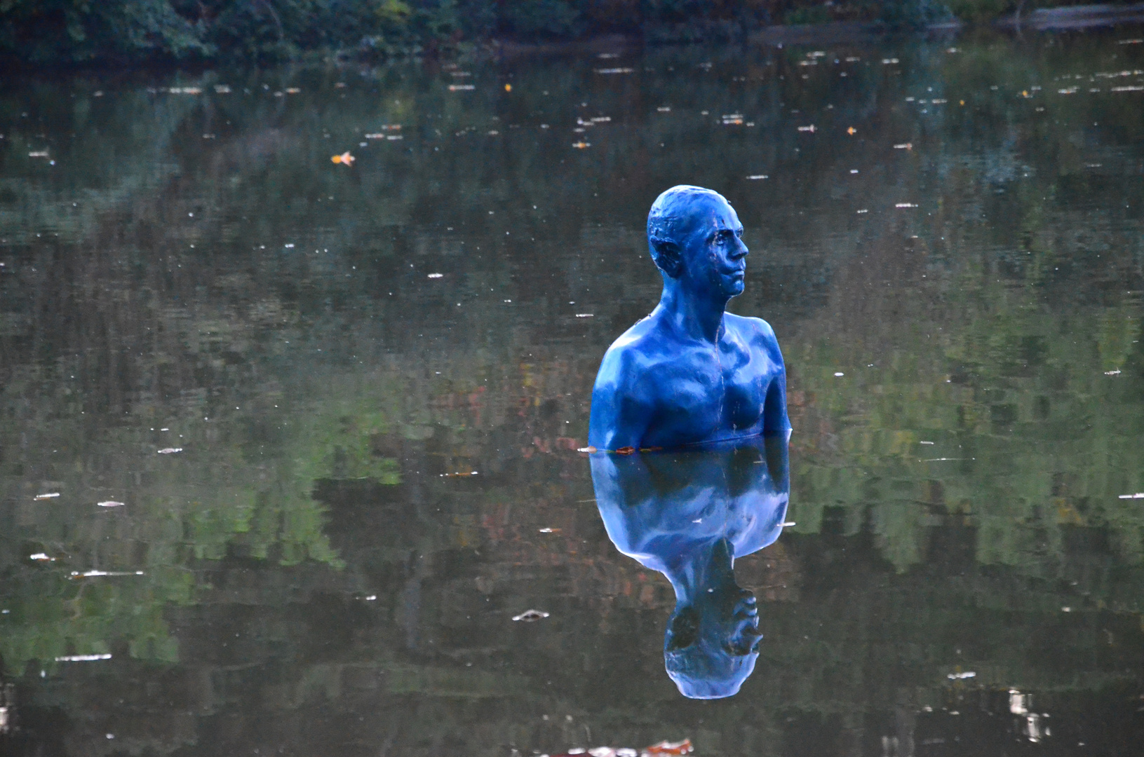 blue men - Kunst im Parc Montsouris, Paris