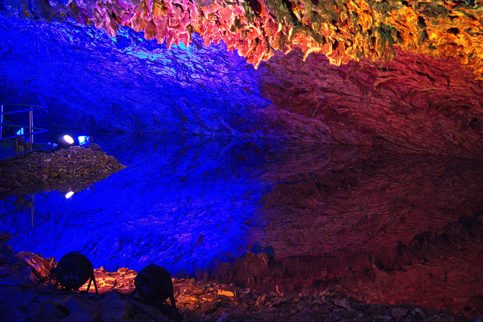 Blue Monday - Das blaue Leuchten in der Barbarossahöhle