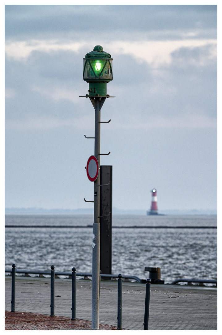 Blue Monday - Leuchtturm Arngast