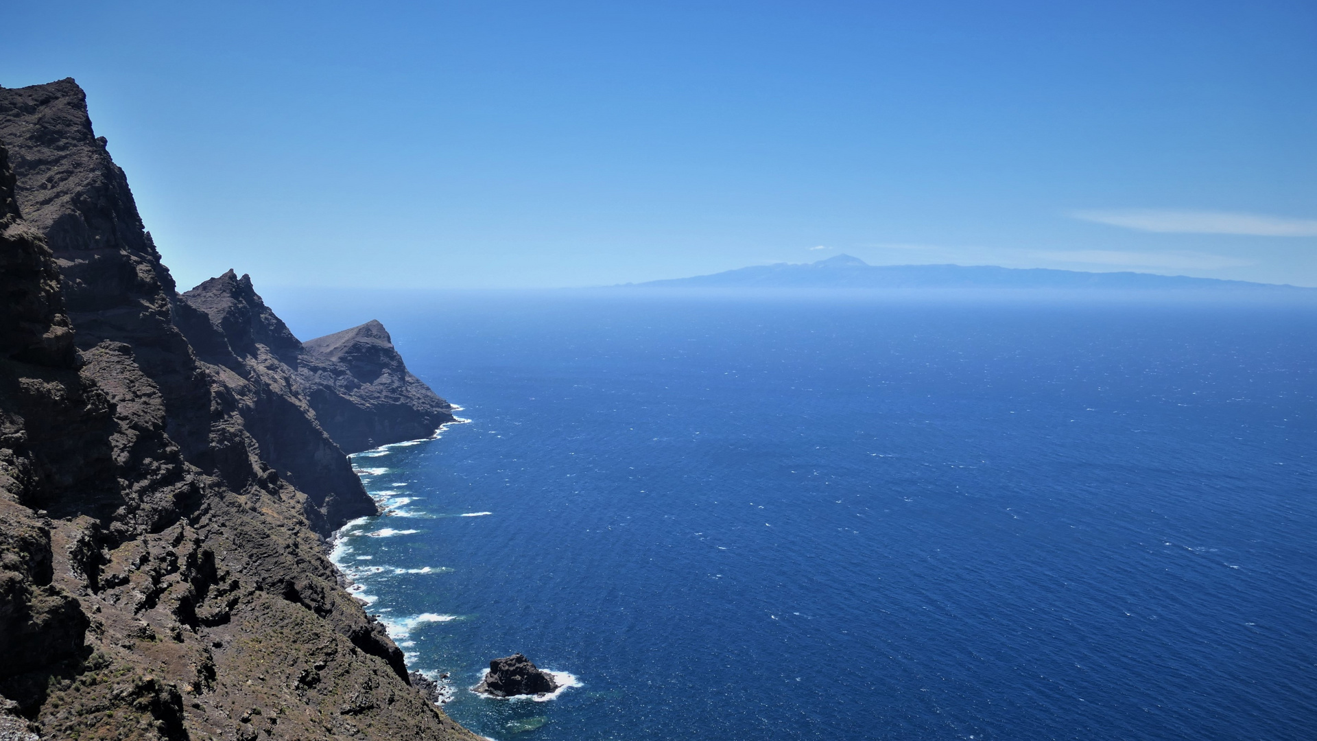 Blue Monday mit Tenerife im Hintergrund ...