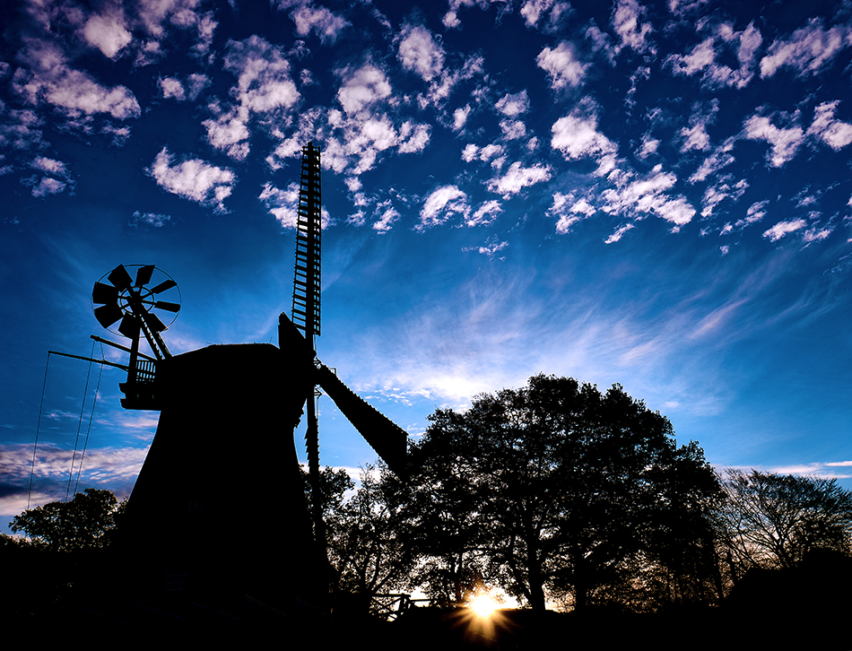 Blue Monday Windmill