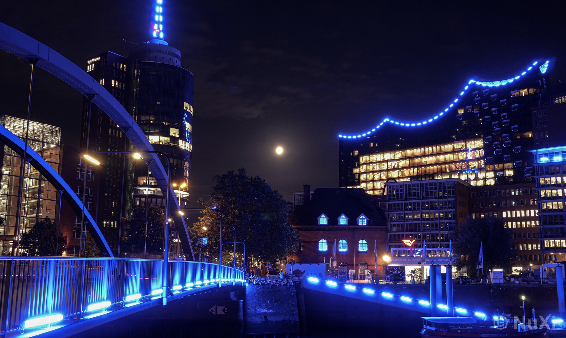 BLUE NIGHT HAFENCITY