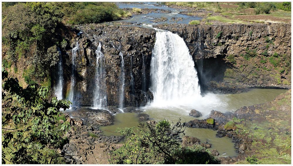 Blue Nile-Waterfalls..................