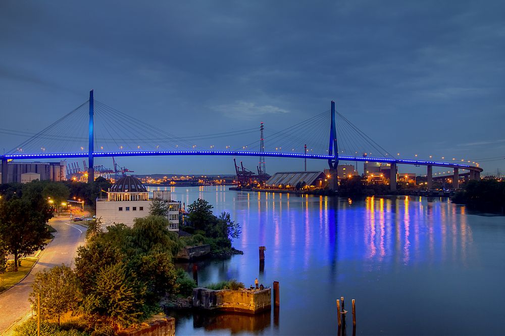 Blue Port 2010 - Köhlbrandbrücke