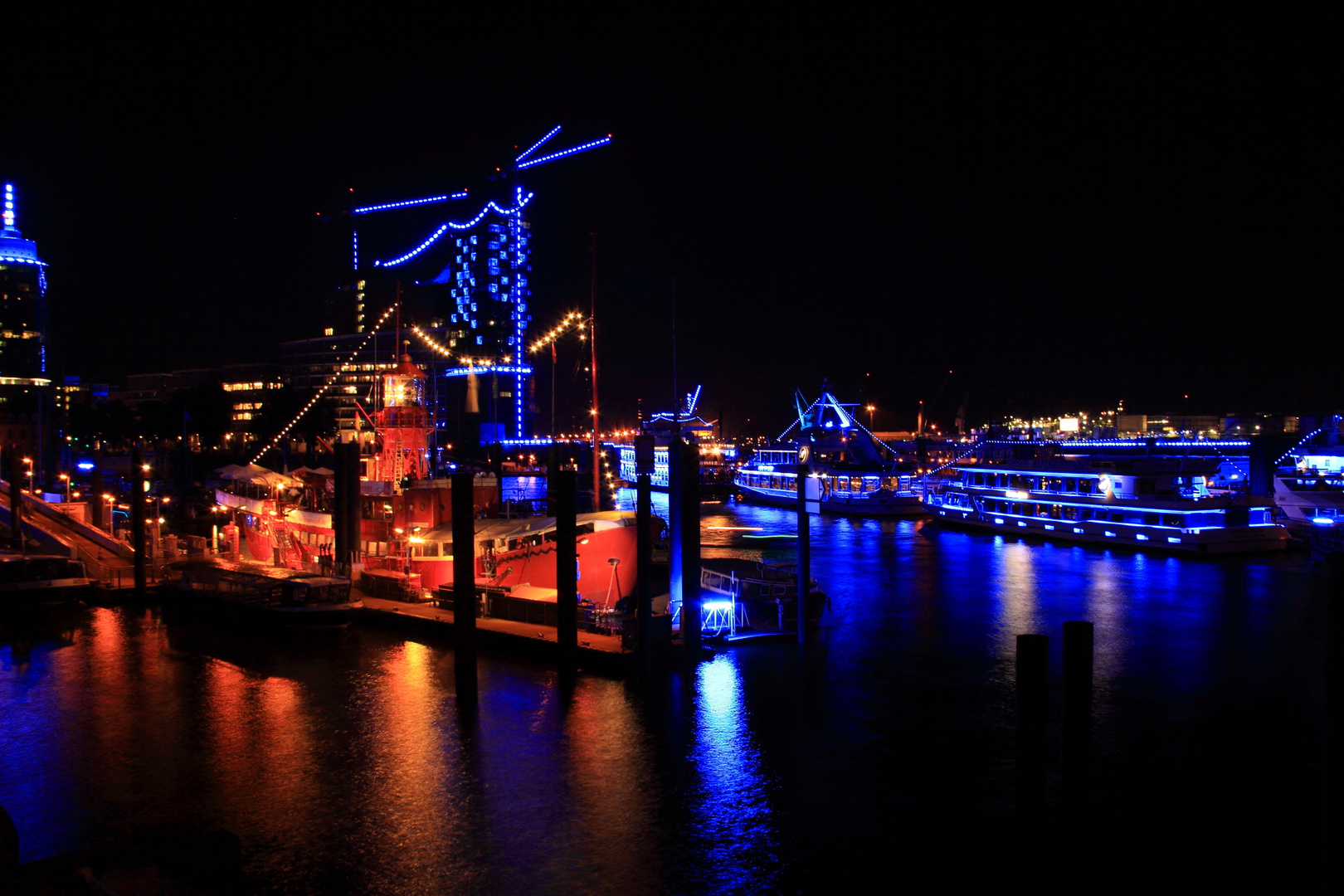 blue port hamburg