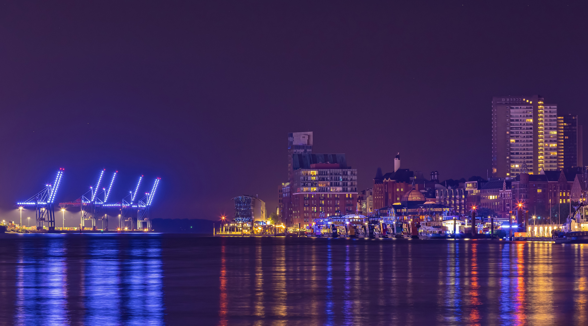 Blue Port Hamburg - Blick in Richtung Fischmarkt