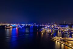 Blue Port Hamburg - Blick ins Blaue