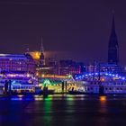 Blue Port Hamburg & der aufgehende Mond