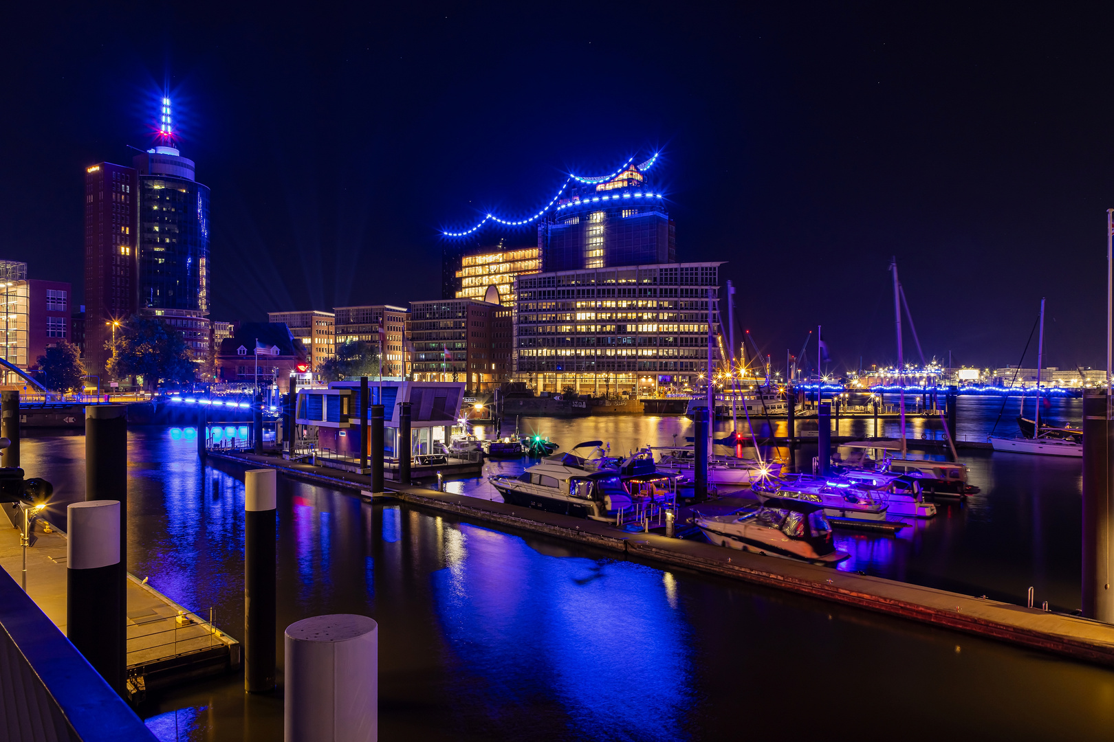 Blue Port Hamburg - die blauen Lichter