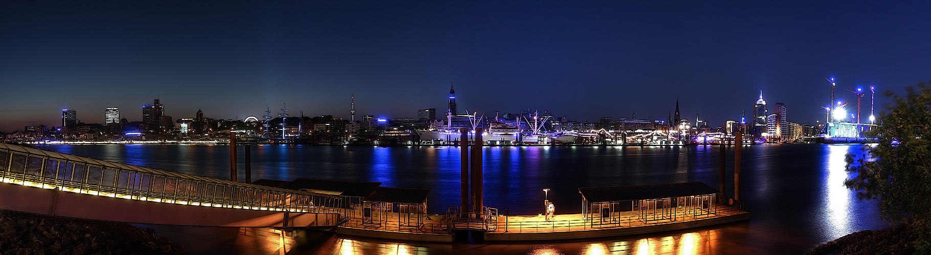 Blue Port II - HDR