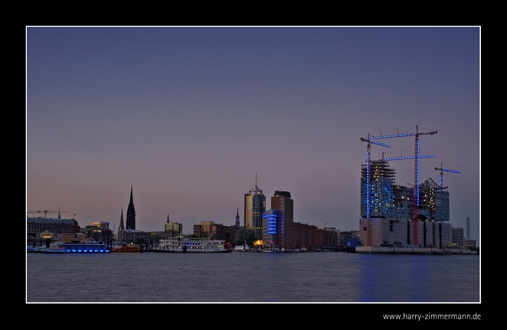 Blue Port zur Blauen Stunde