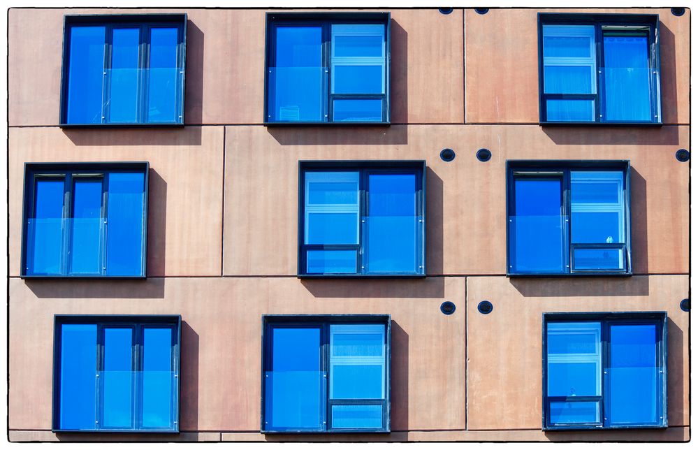 blue rich window