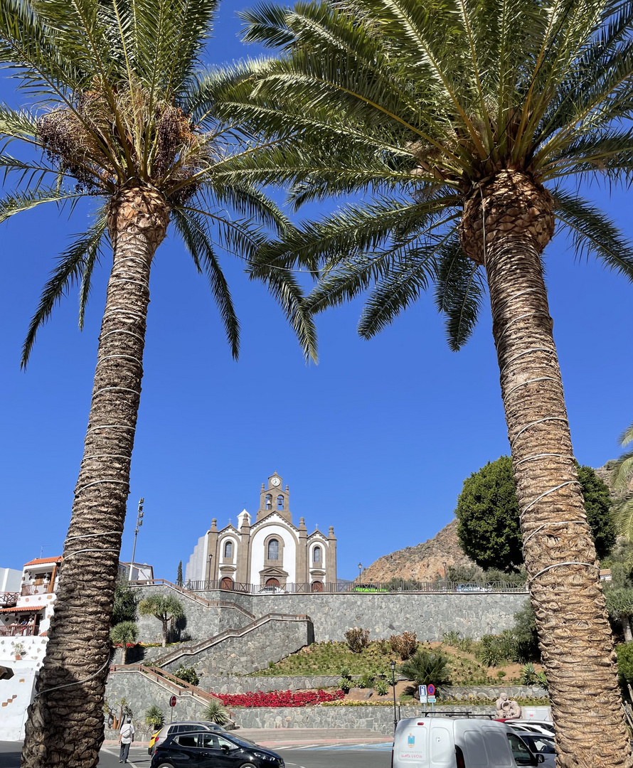 Blue skies in Gran Canaria