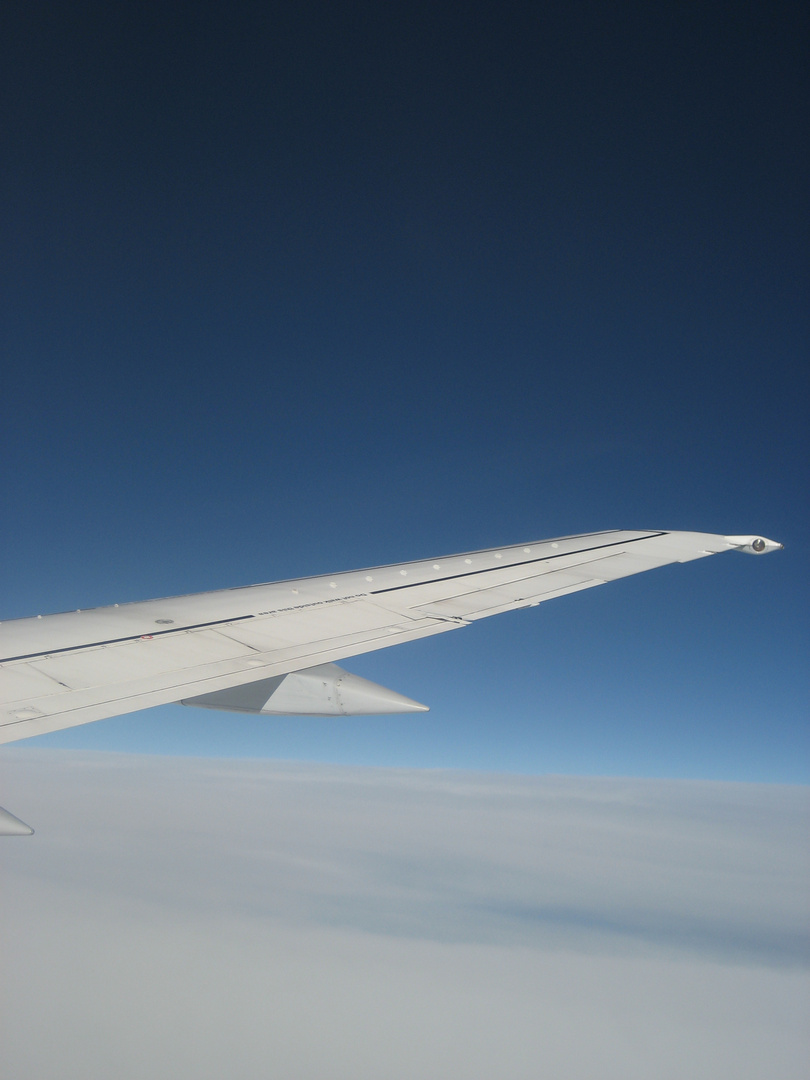 blue skies over hamburg ...