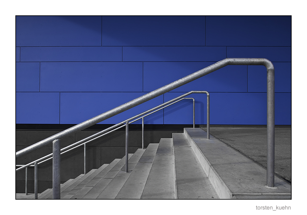 [ Blue stairs ]