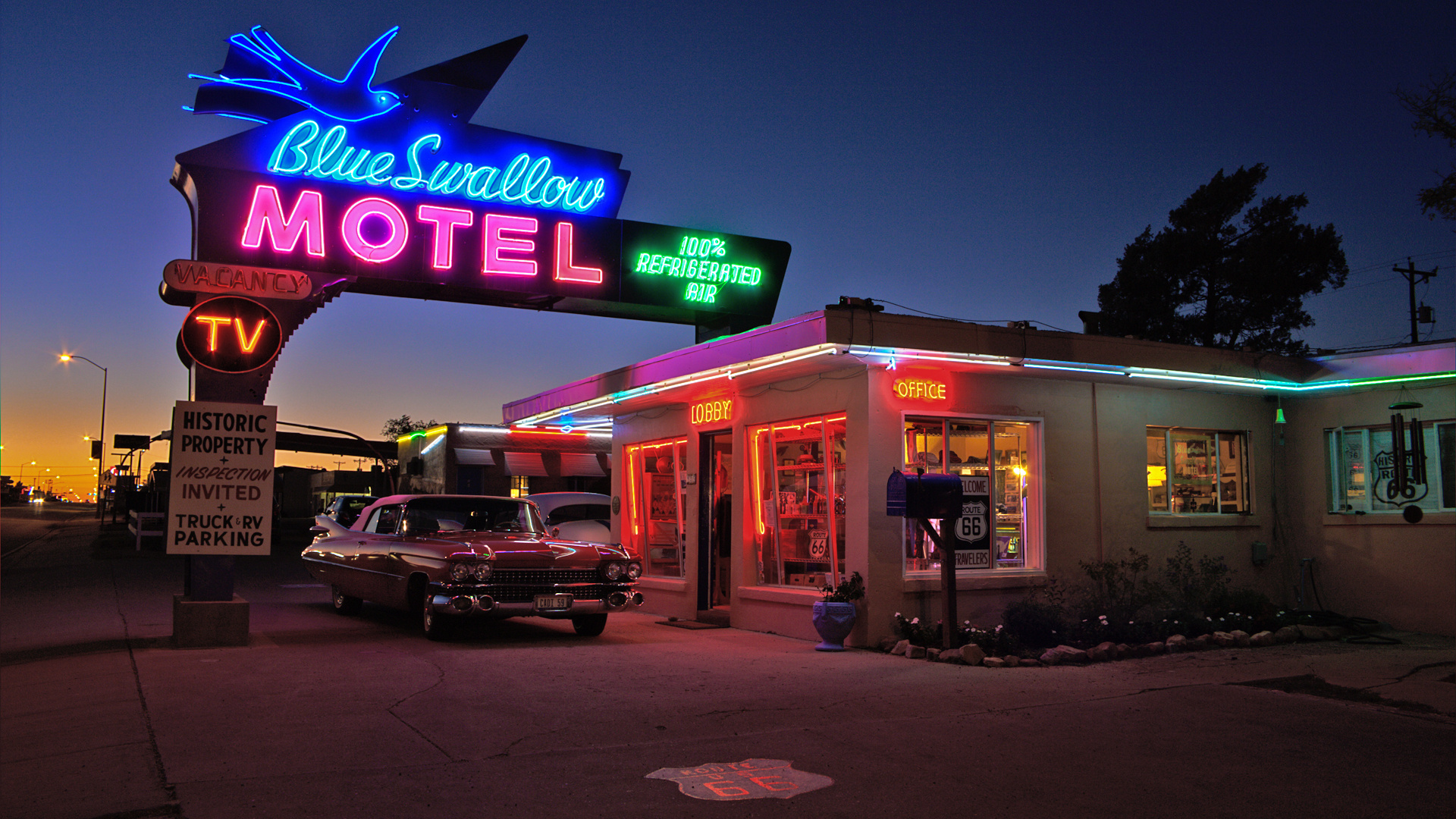 Blue Swallow Motel @ Route 66 by night Foto & Bild | architektur