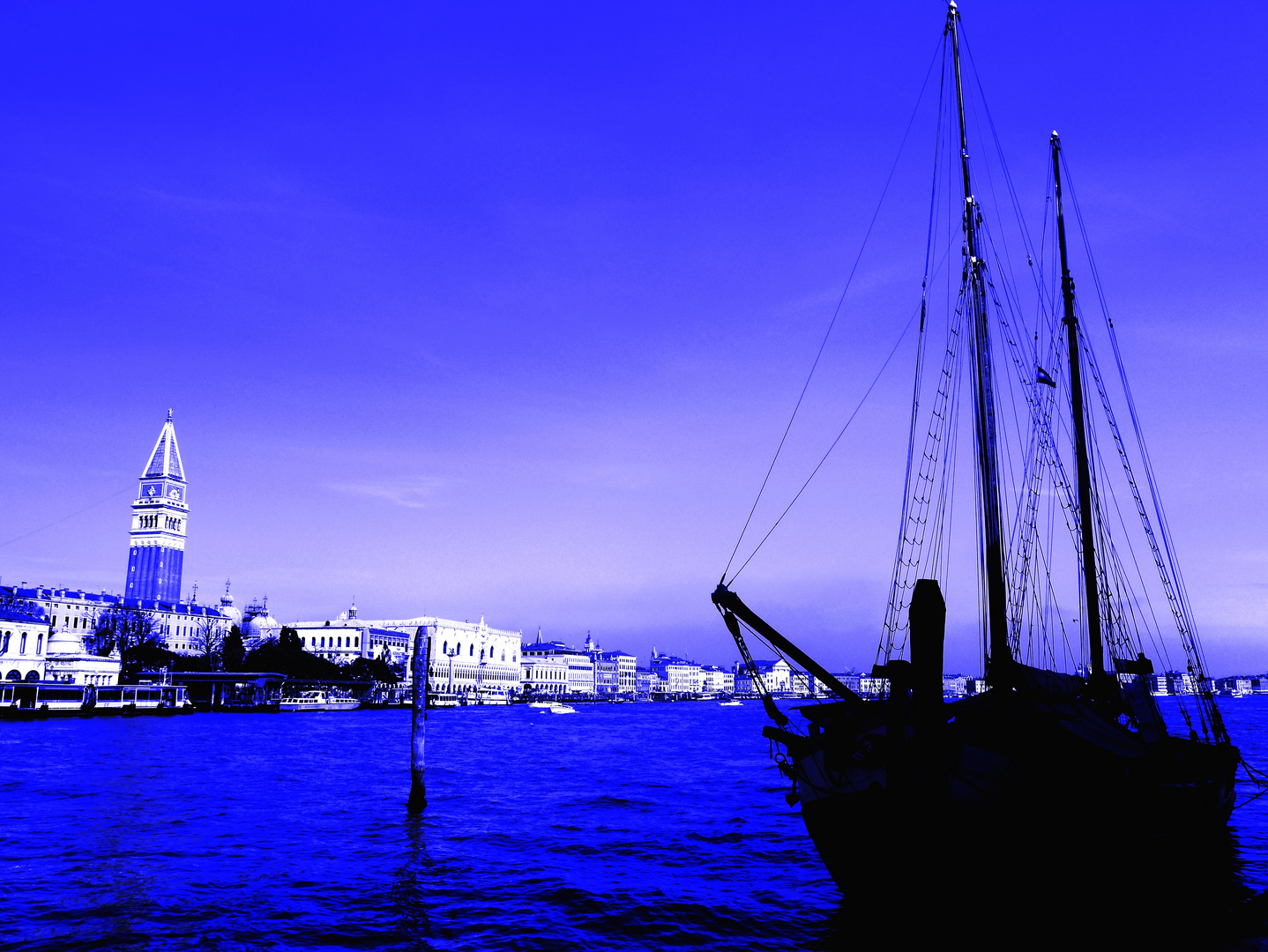 Blue Towers Venice