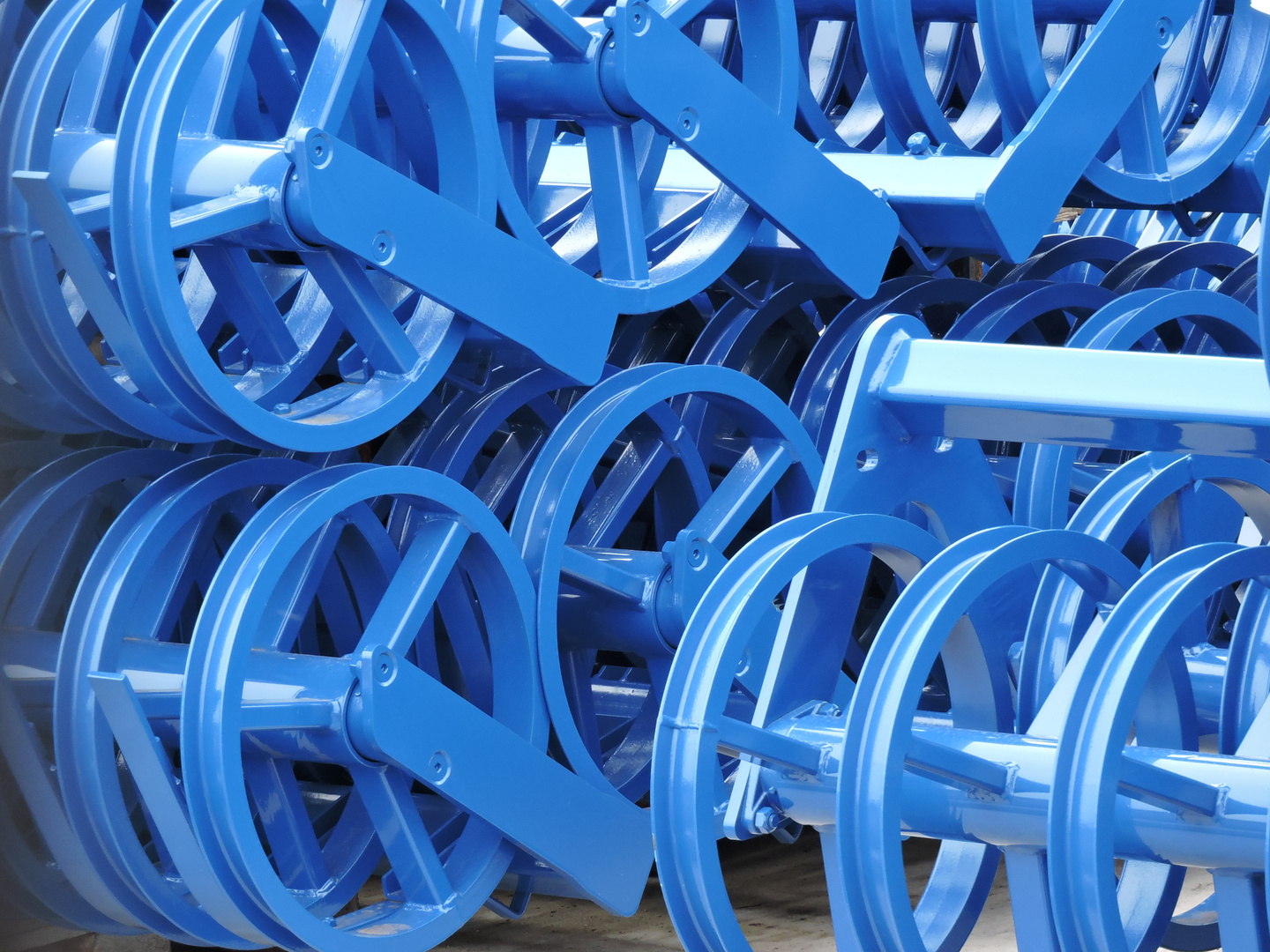 Blue wheels