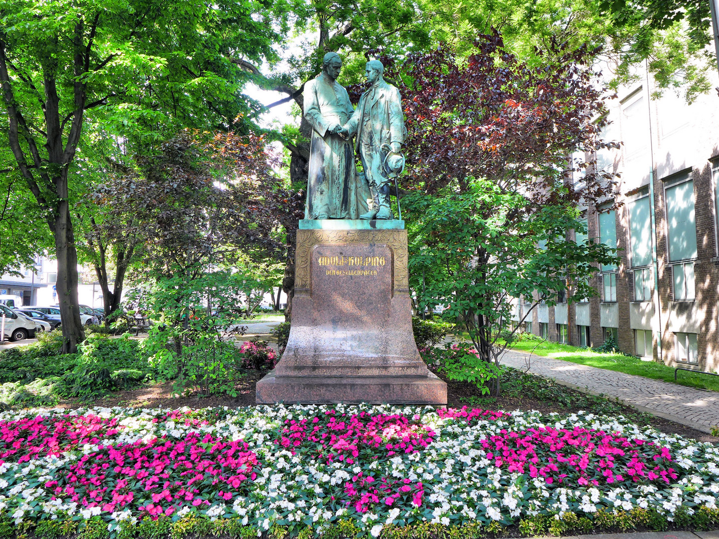 Blumen für Adolf Kolping