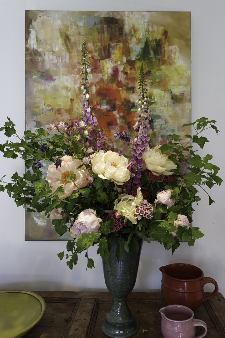 Blumenarrangement zum Sonntag