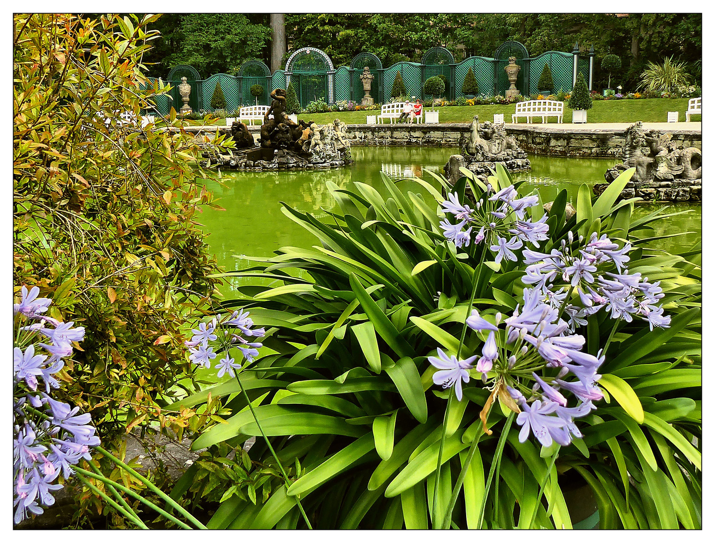 Blumenbeete am Großen Bassin