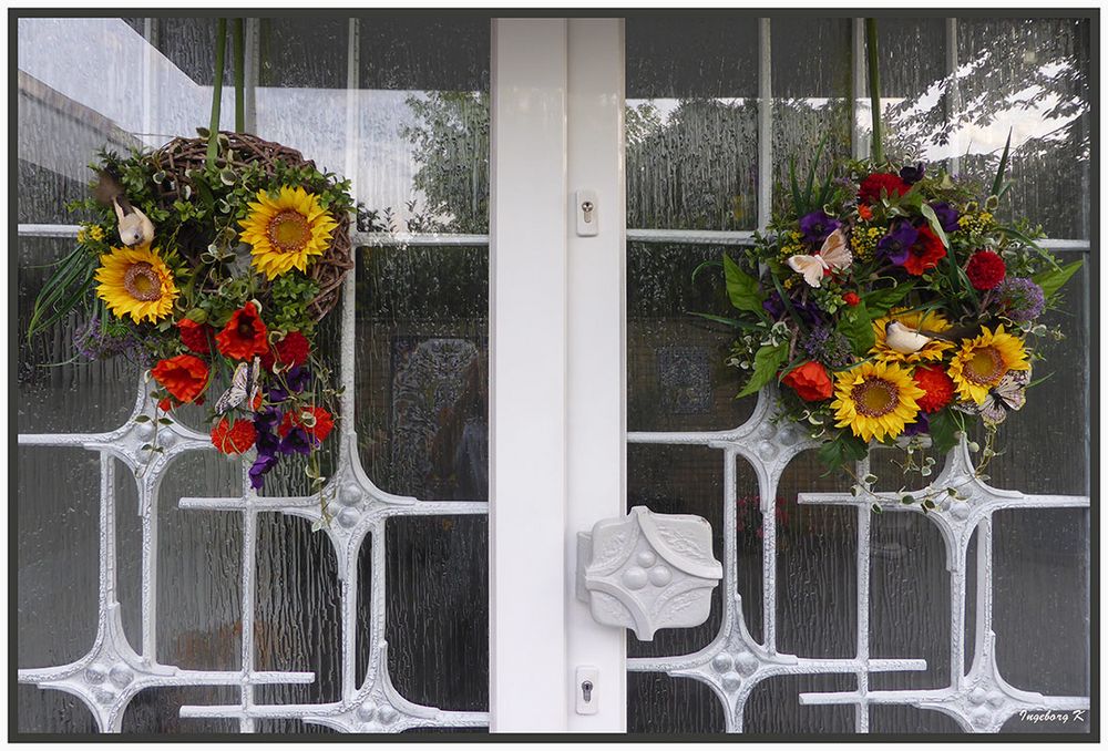 Blumendekoration für meine Haustüre 