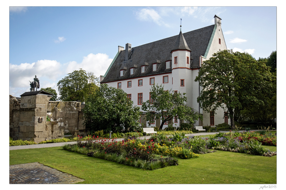 Blumenhof und Deutschherrenhaus in Koblenz...