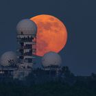 Blumenmond über dem Teufelsberg am 7.5.2020