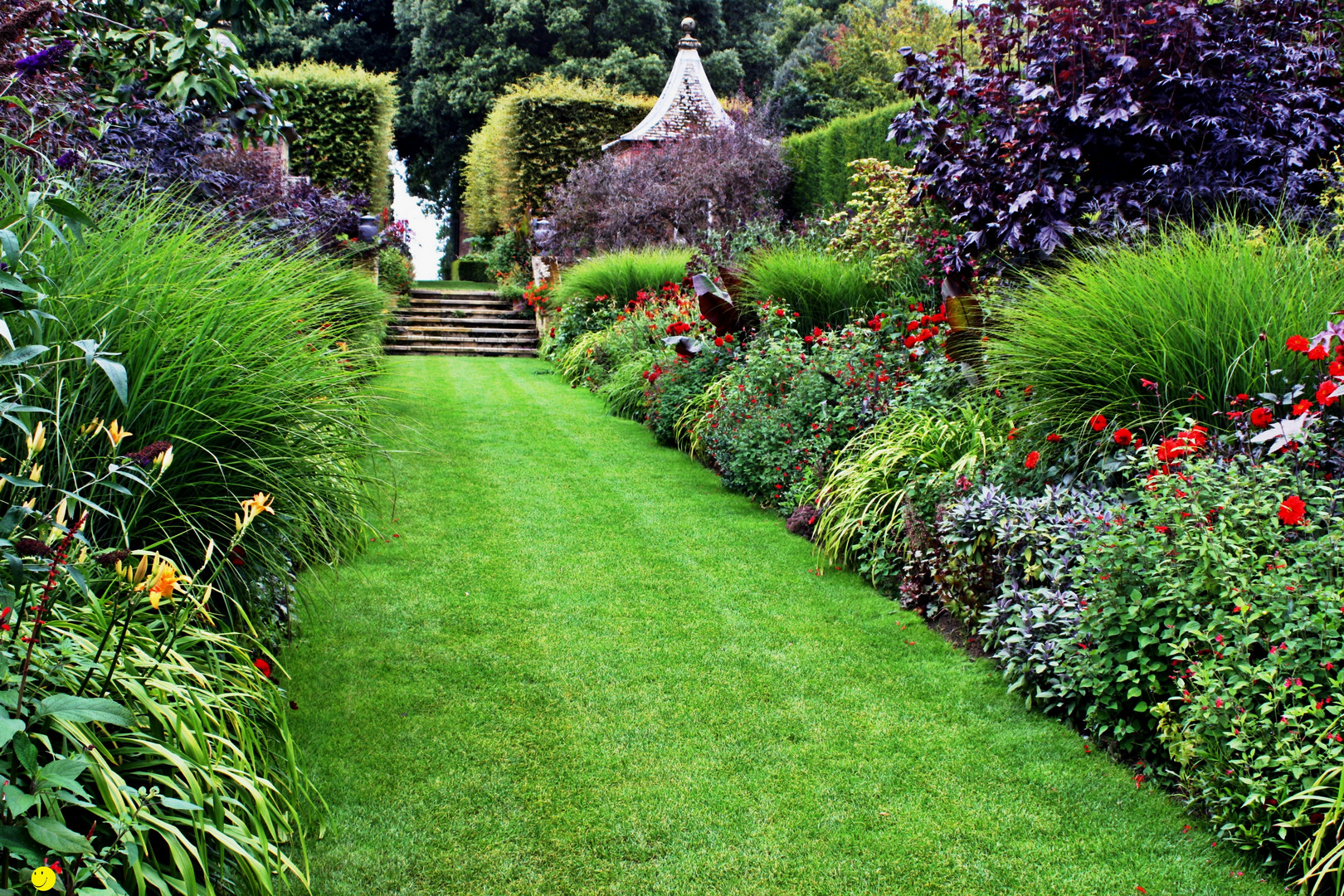 Blumenpracht im Hidcote manor Garden-2-