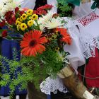 Blumenschmuck zur Seiser - Tracht