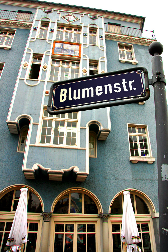 Blumenstr.