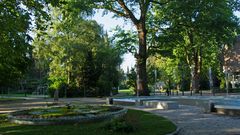 Blumenuhrmitbrunnen3