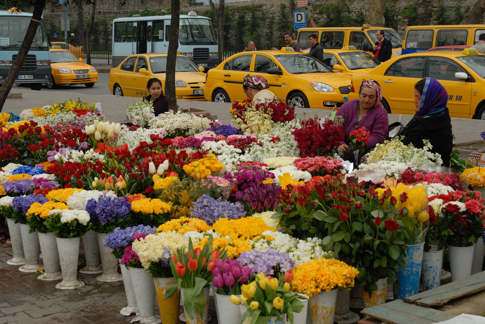 Blumenverkäuferinnen in Istanbul