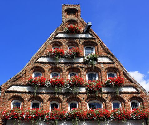 Blumiger Giebel