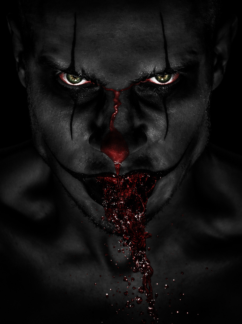 Blut Ist Dicker Als Wasser Foto Amp Bild Portrait