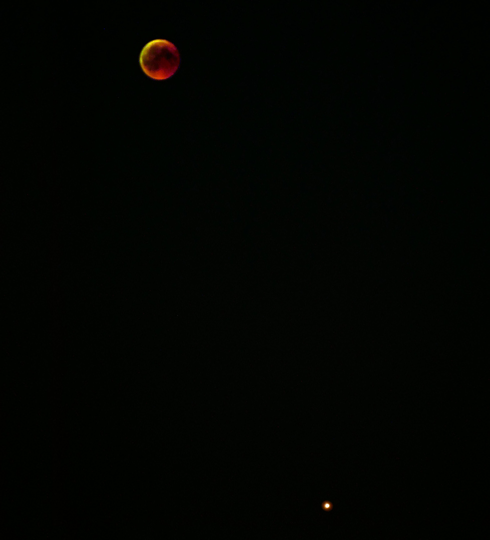 Blutmond mit Mars