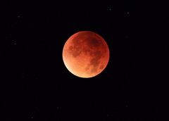 Blutmond - nähe von Zürich | 28.9.2015 | 04:44