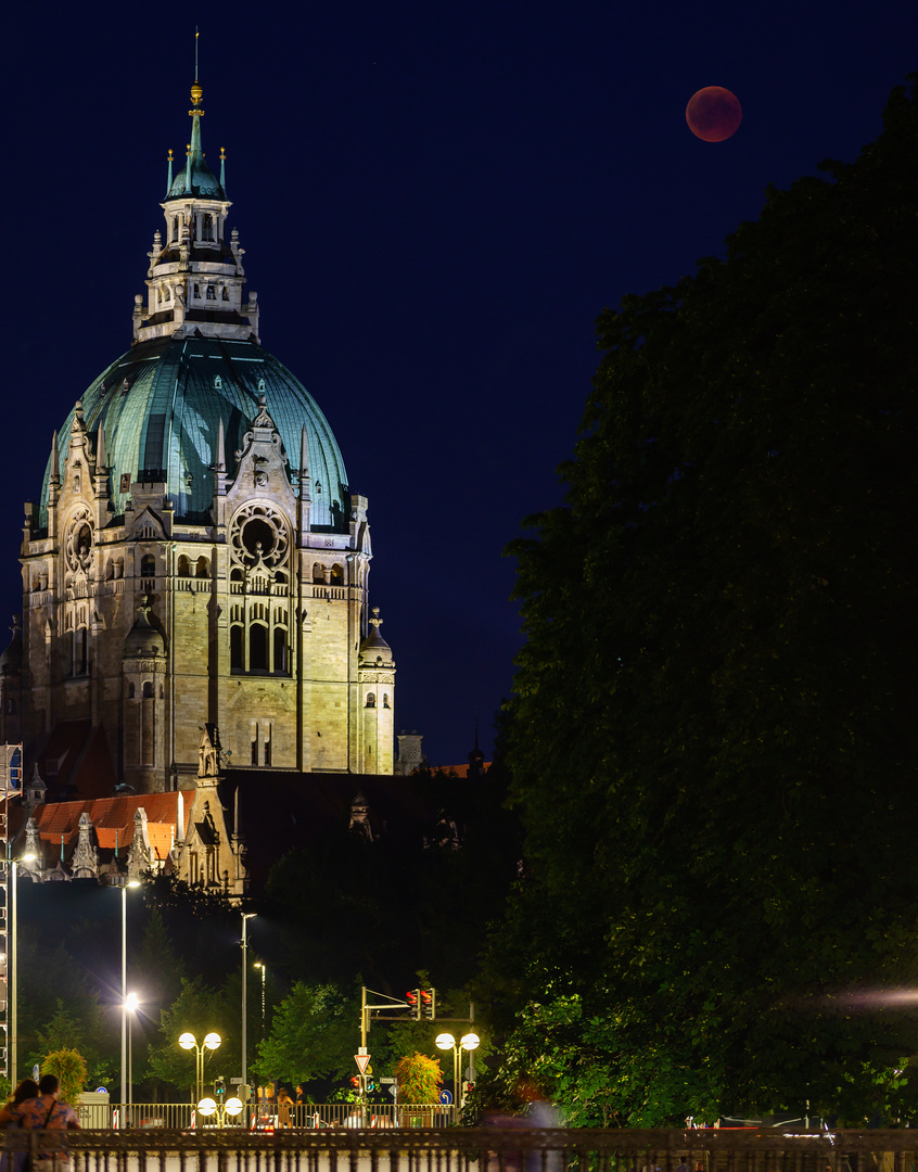 Blutmond über Hannover