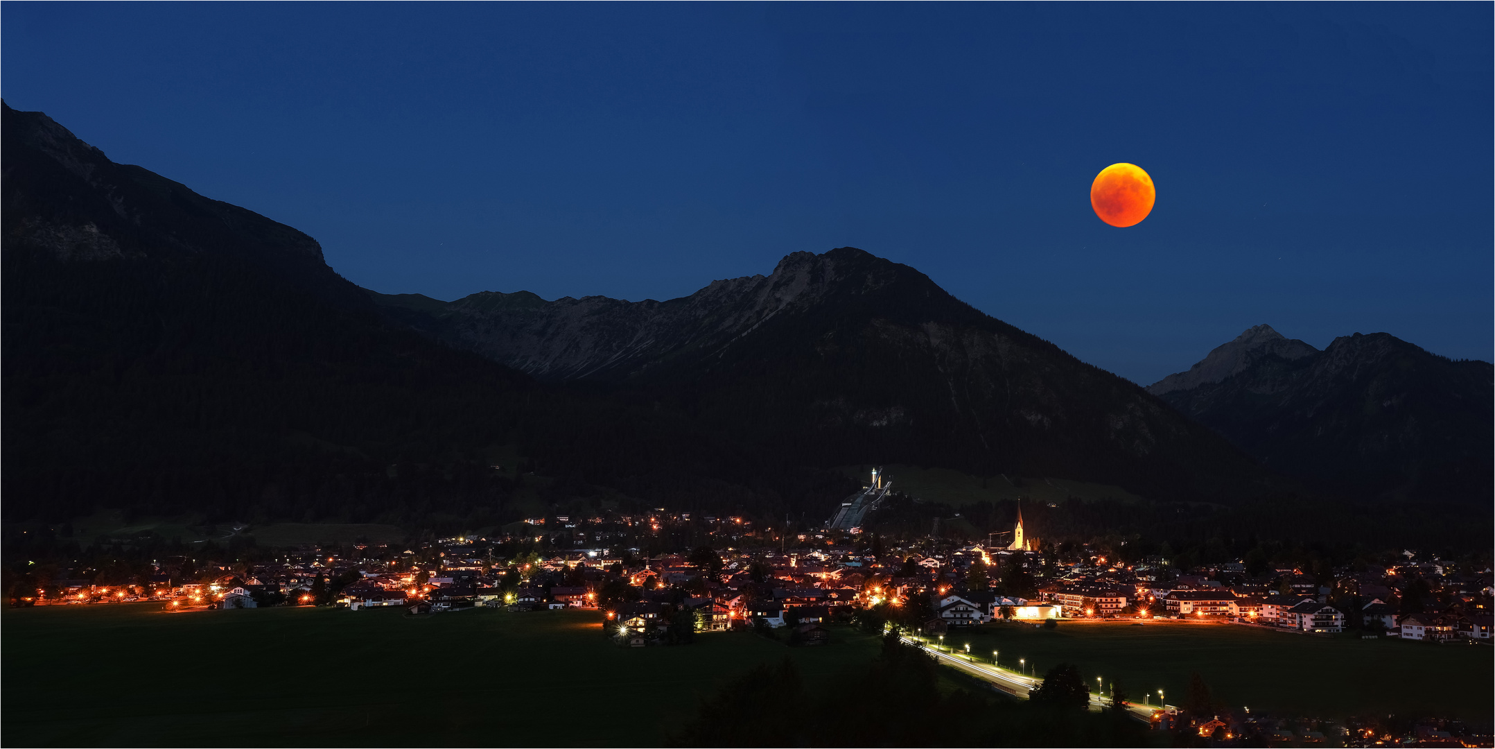 Blutmond über Oberstdorf 