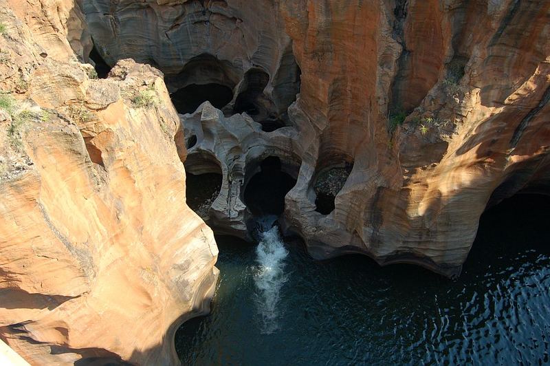 Blyde River Canyon - Bourke`s Potholes