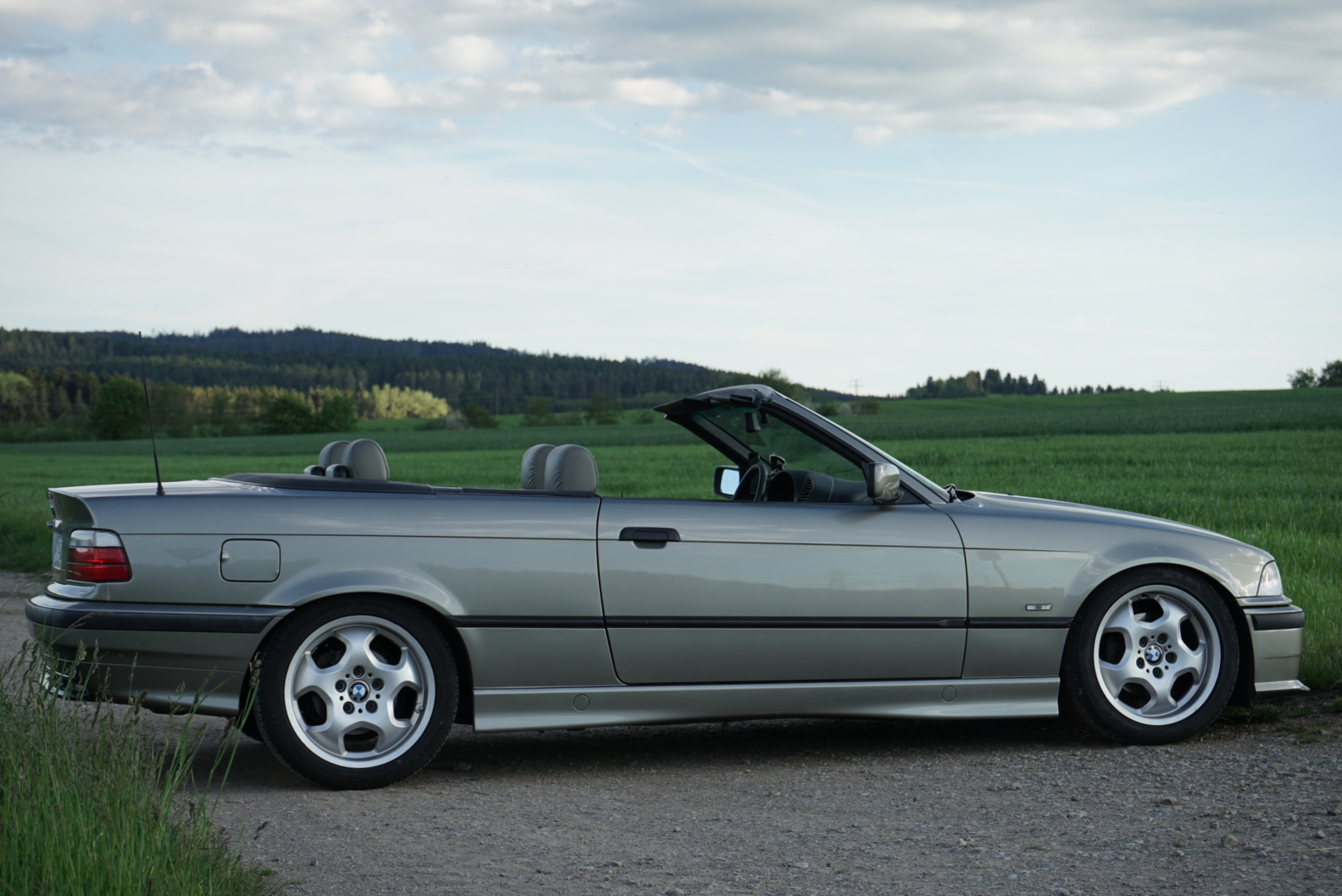 BMW 328i Cabrio II