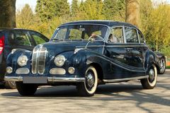  BMW 502 V8