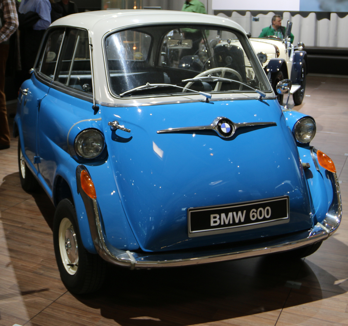 BMW 600