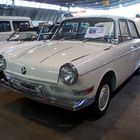 BMW 700