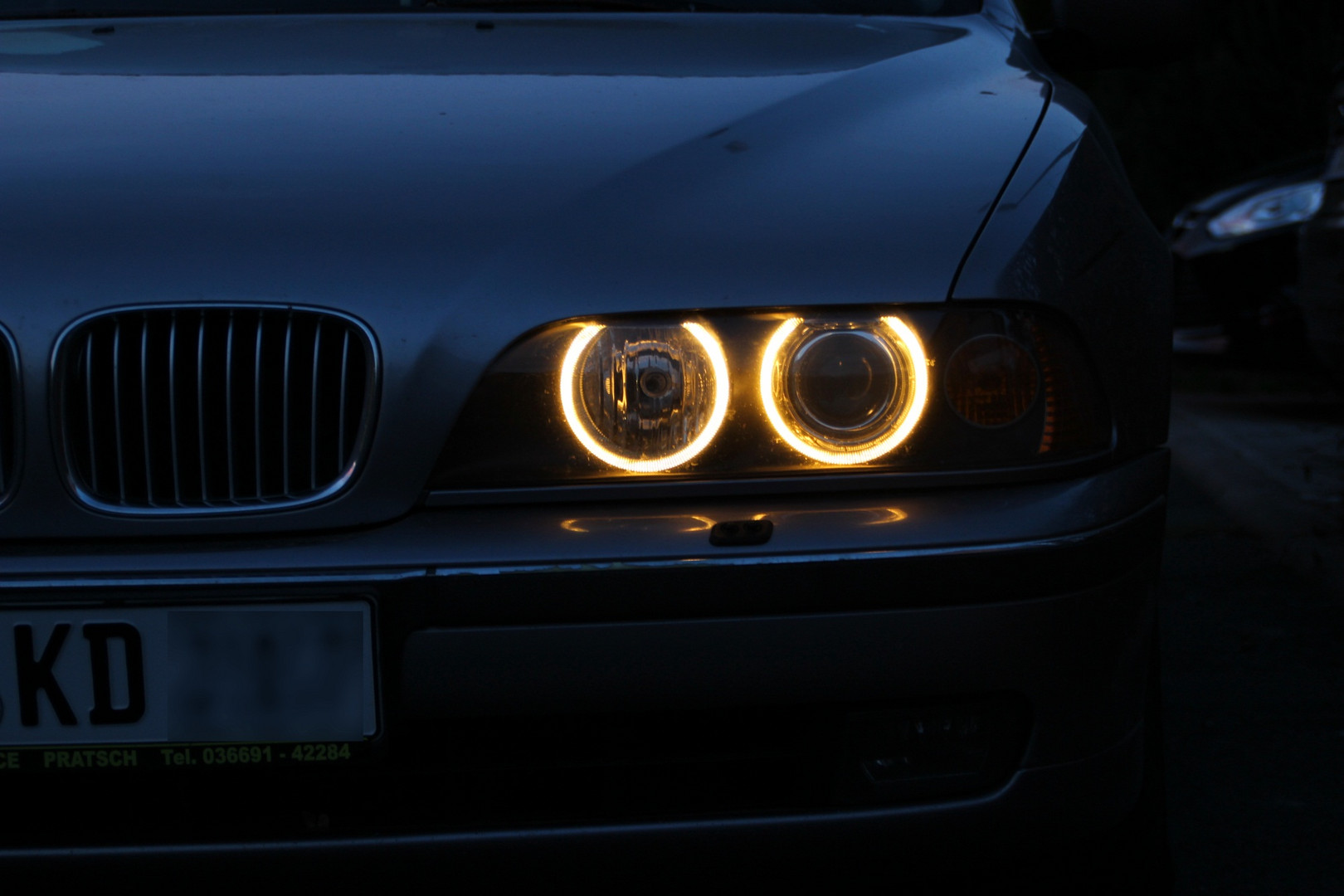 BMW "Angel Eyes"