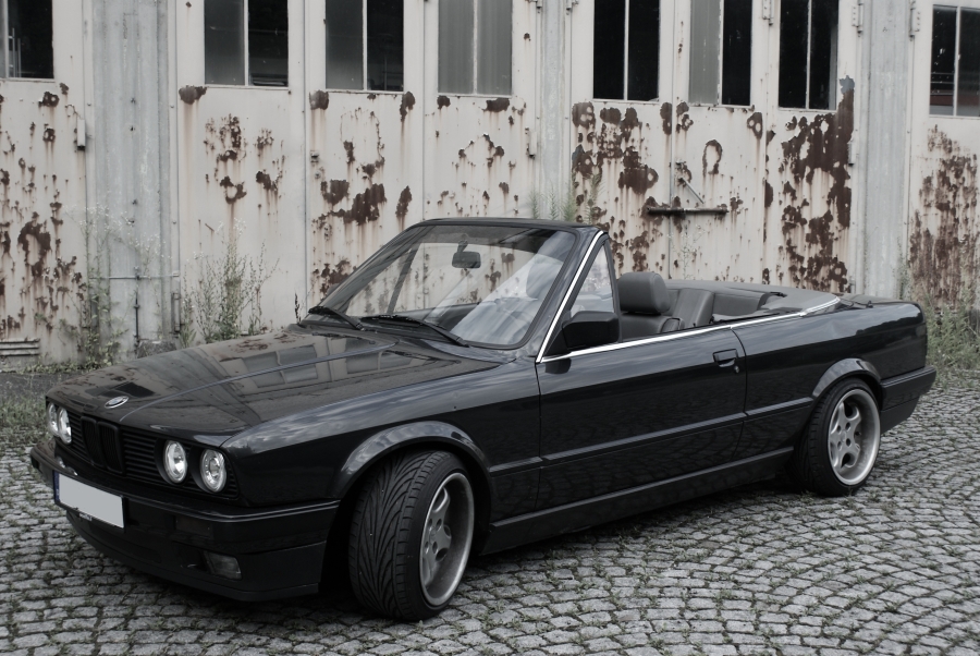 BMW E30