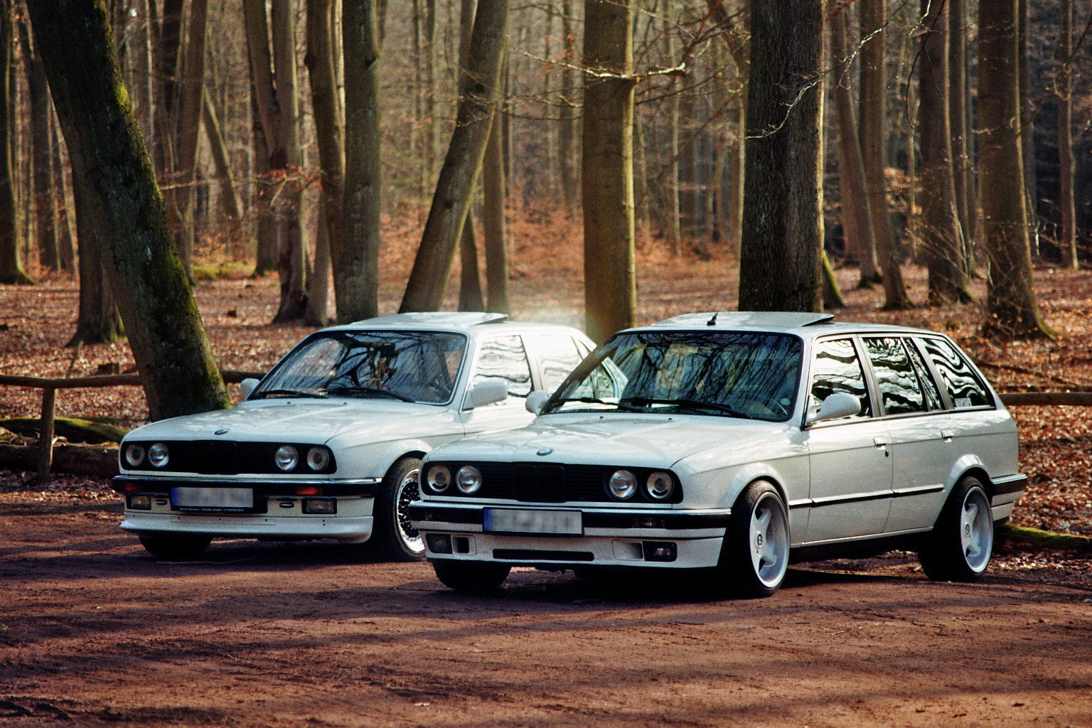 BMW E30 320i Touring // E30 320i Limousine